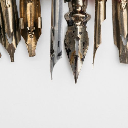 Calligraphy pen nibs